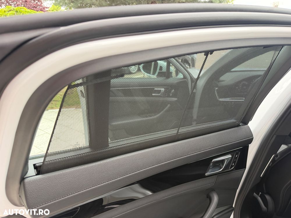 Porsche Panamera 4S Executive - 29