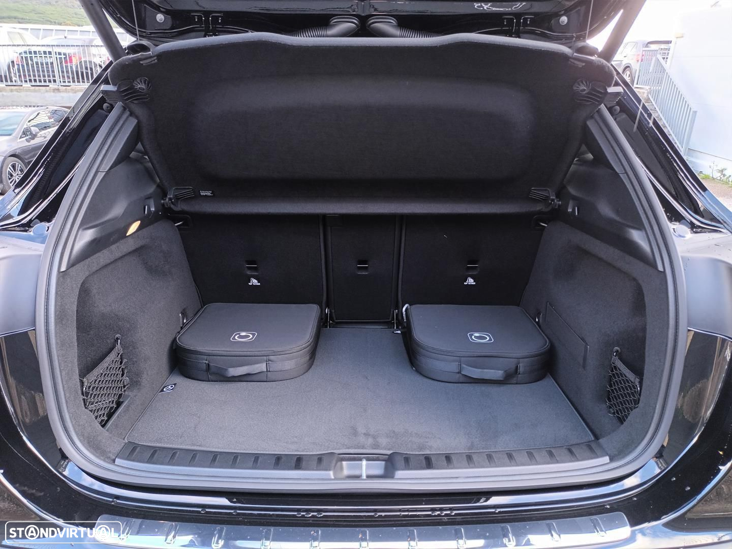 Mercedes-Benz GLA 250 e AMG Line - 13