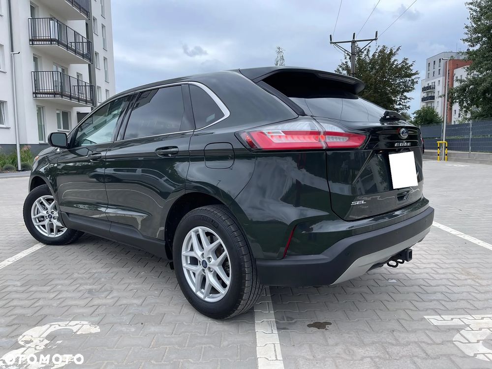 Ford Edge - 32