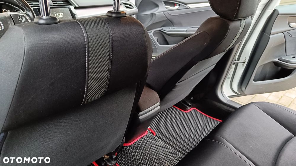 Honda Civic 1.5 T Elegance CVT - 14