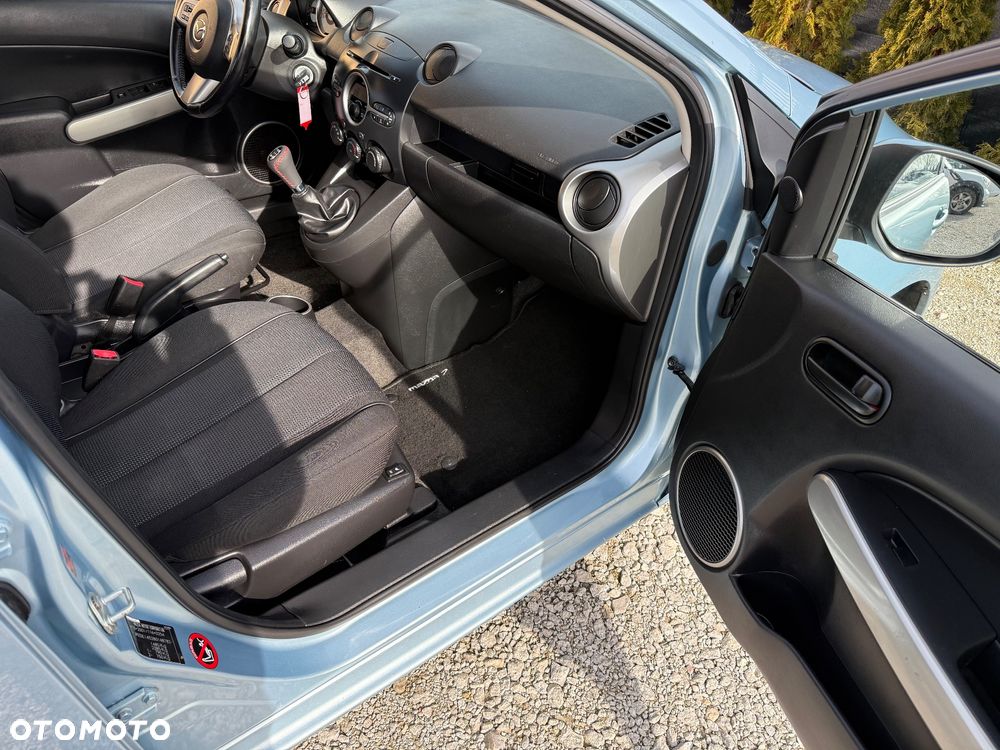 Mazda 2 1.5 Dynamic - 22