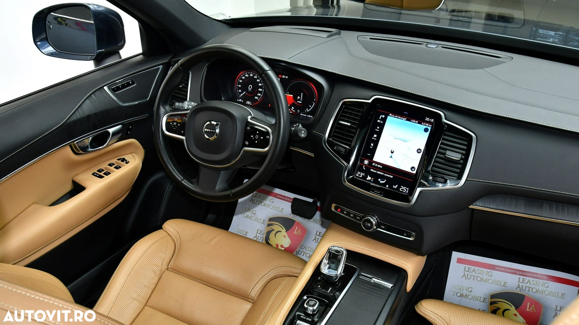 Volvo XC 90 T8 AWD Twin Engine Geartronic Inscription - 11