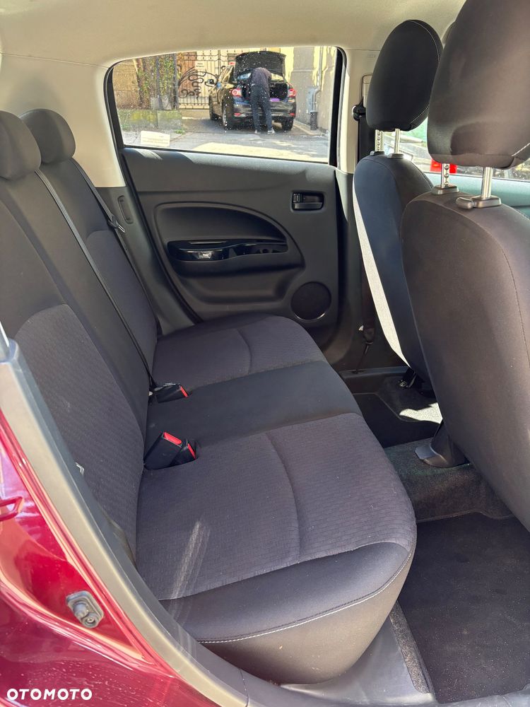 Mitsubishi Space Star 1.2 AS&G Invite CVT - 6