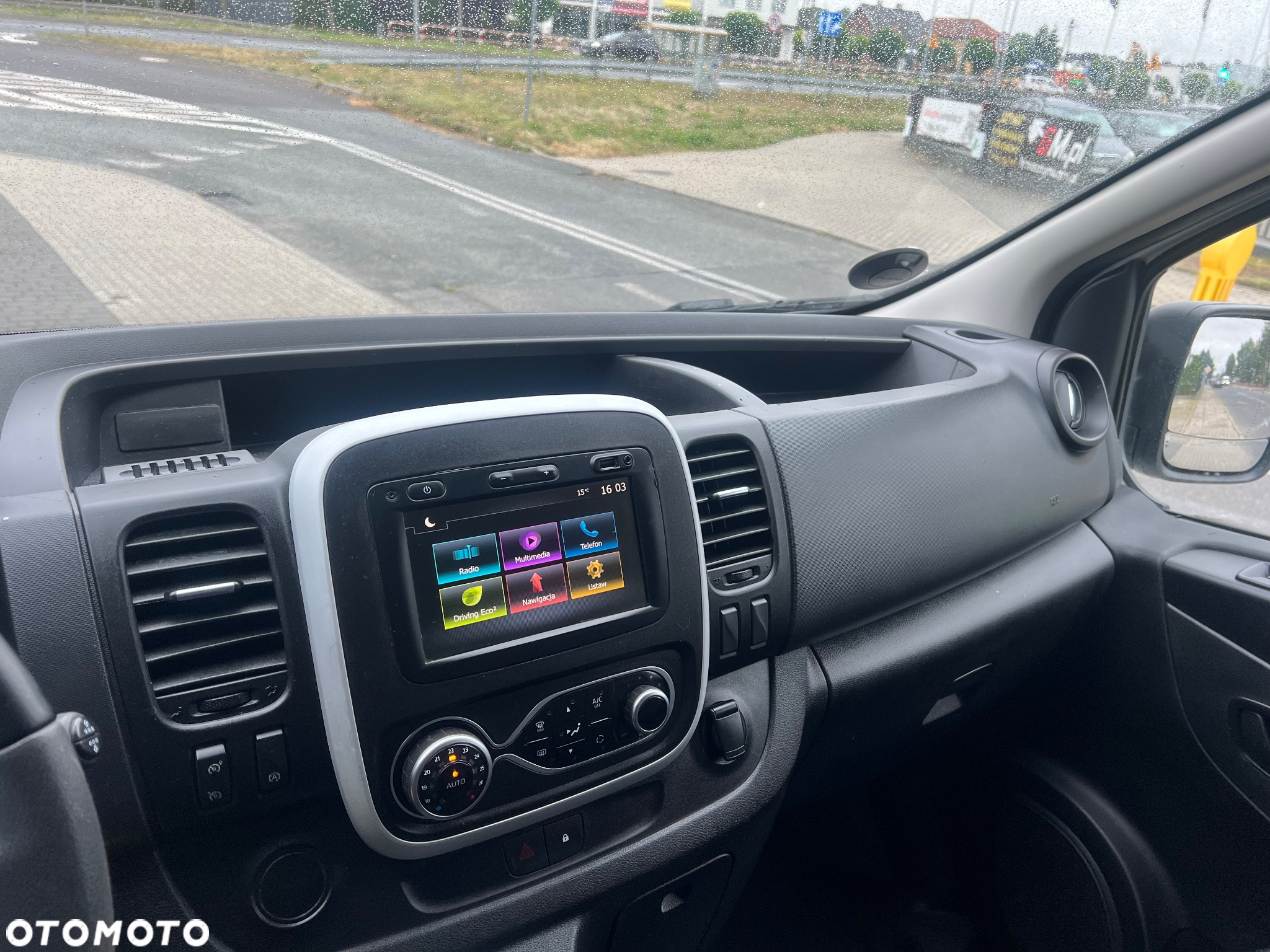 Renault TRAFIC L2H1 - 11