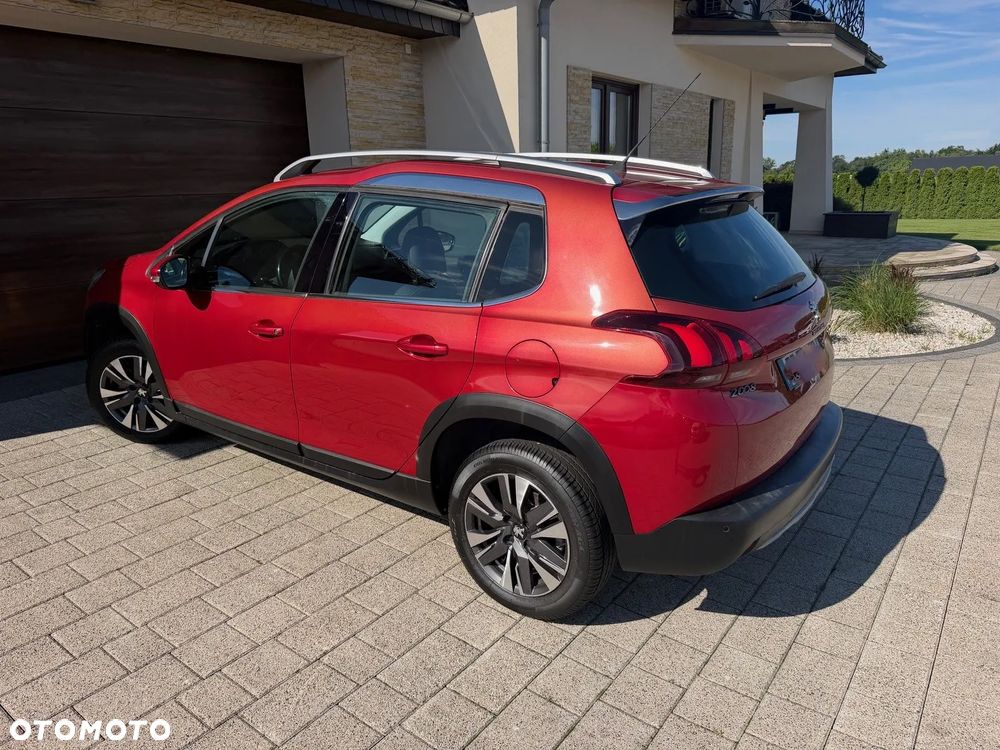 Peugeot 2008 - 6