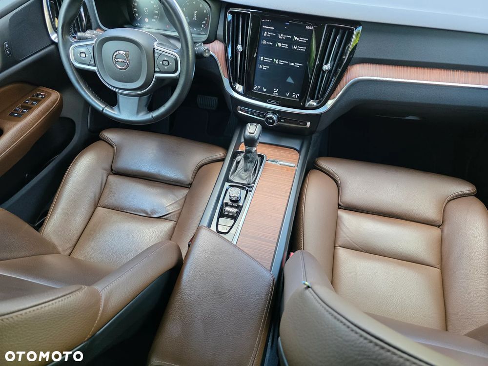 Volvo V60 T5 Geartronic Momentum Pro - 7