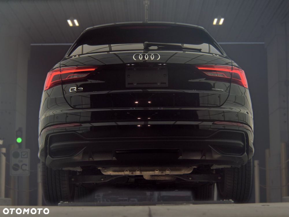 Audi Q3 - 4