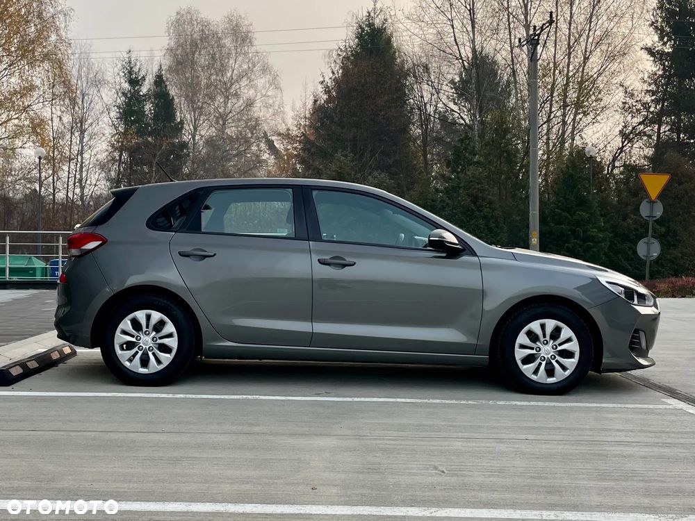 Hyundai i30 1.4 Classic + - 7