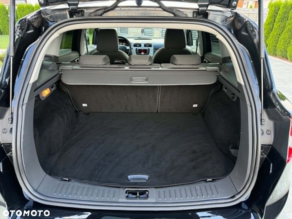 Ford Kuga 2.0 TDCi 4WD Trend - 36