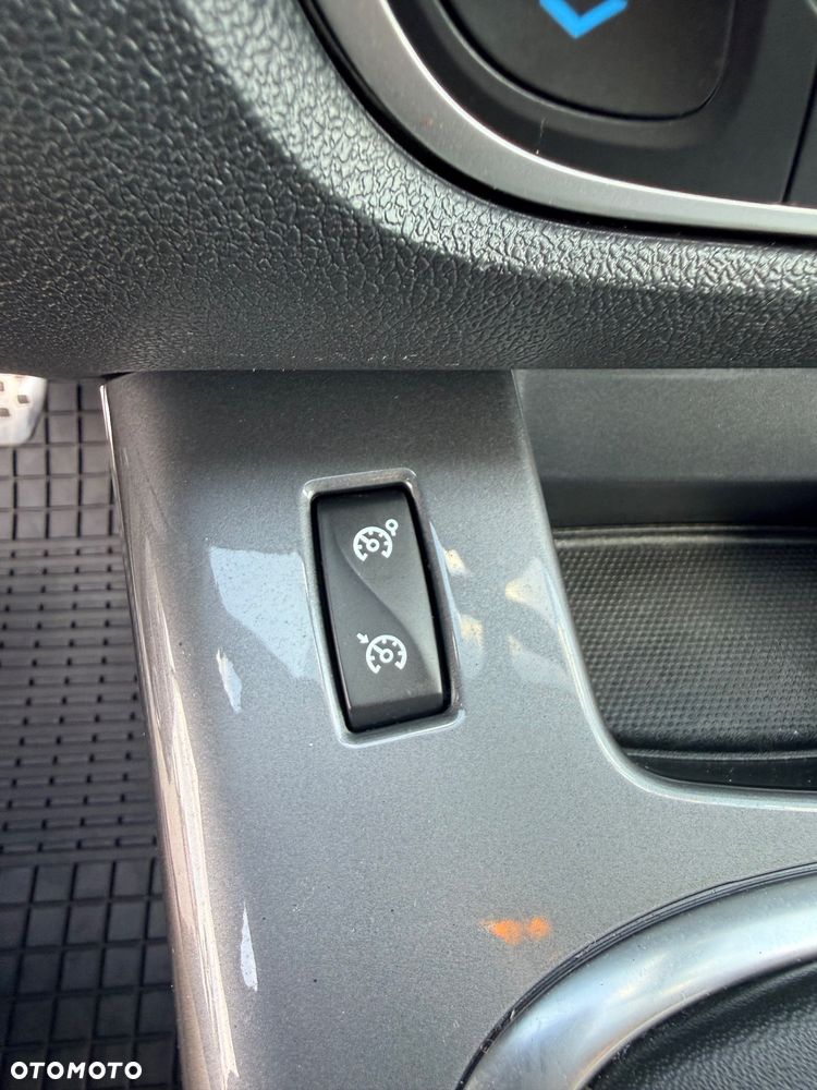 Renault Scenic Energy TCe 115 S&S Xmod Bose Edition - 17