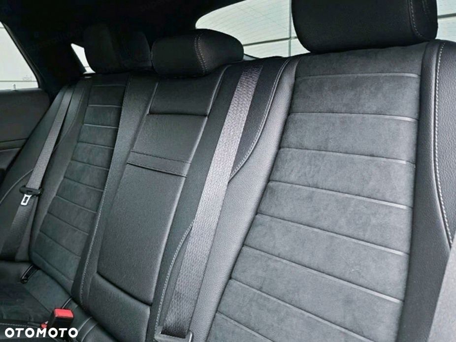 Mercedes-Benz GLE 300 d mHEV 4-Matic AMG Line - 18