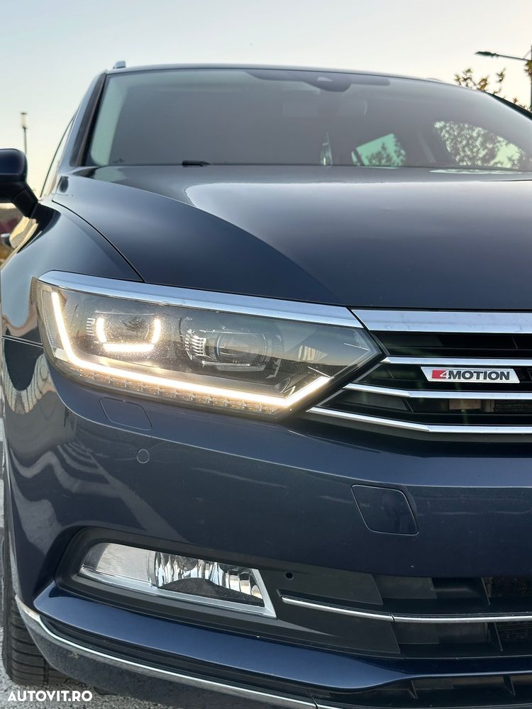 Volkswagen Passat Variant 2.0 TDI SCR 4Motion DSG Highline - 17