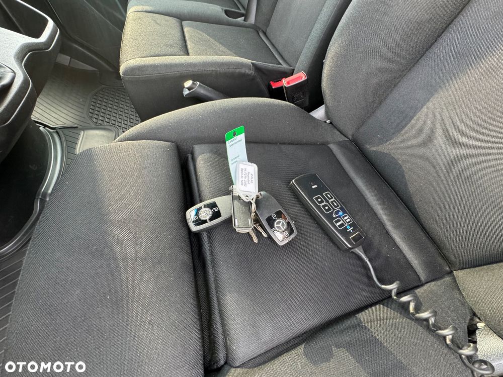 Mercedes-Benz Sprinter - 7