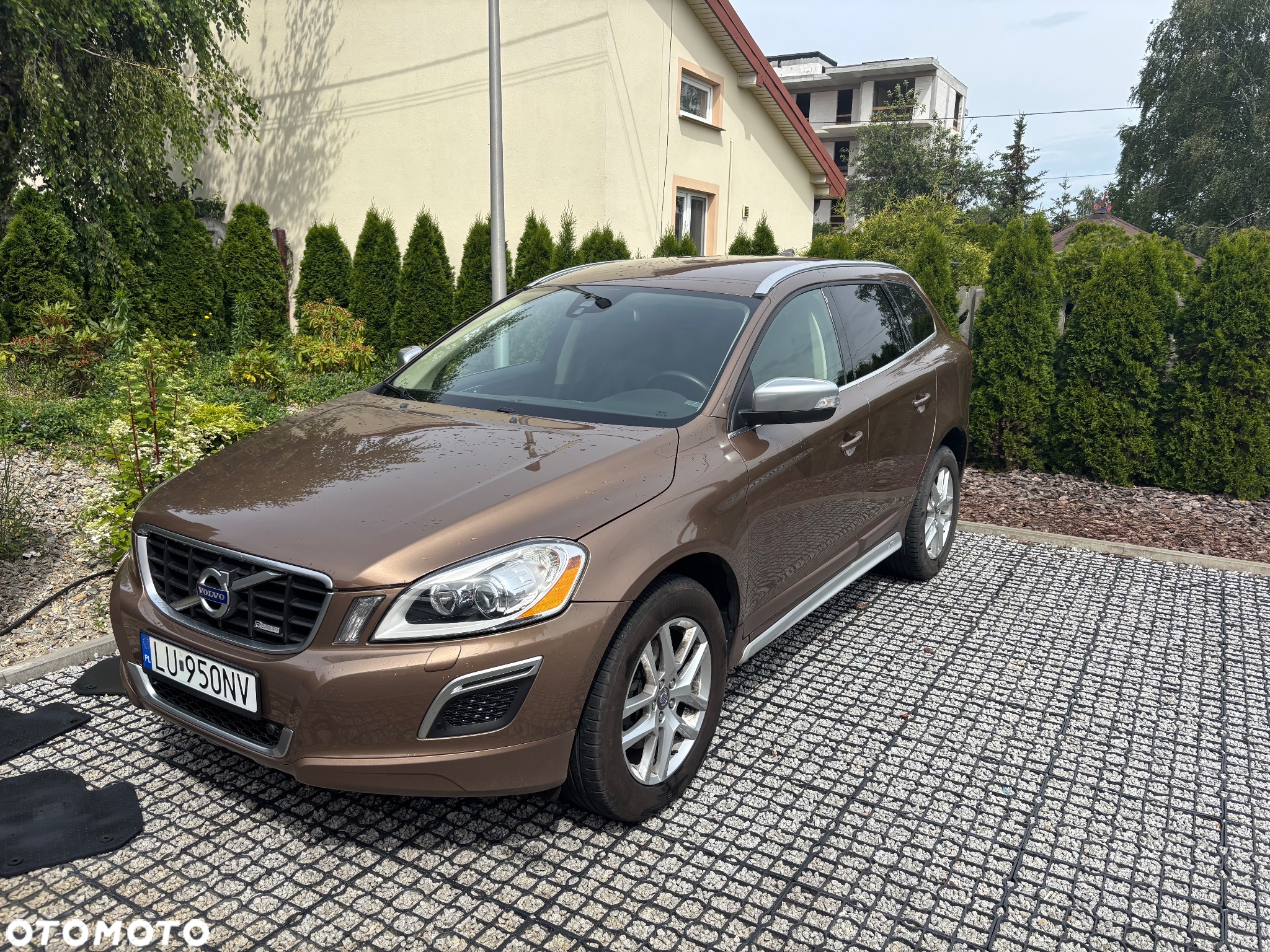 Volvo XC 60 2.4D AWD RDesign - 4