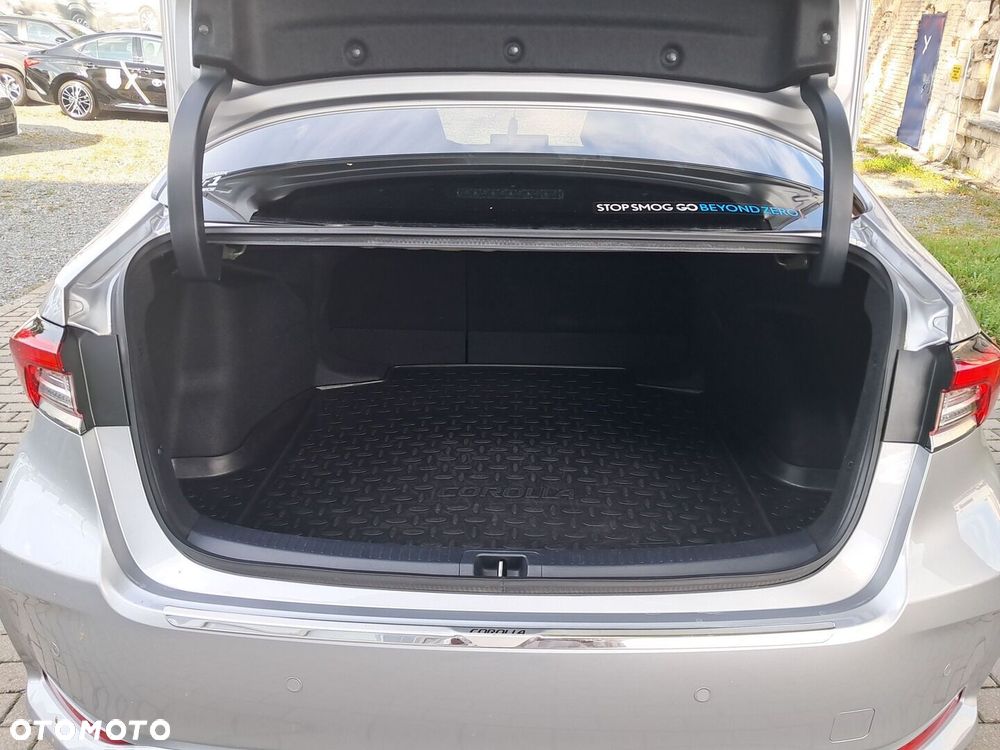 Toyota Corolla 1.8 Hybrid Style - 27