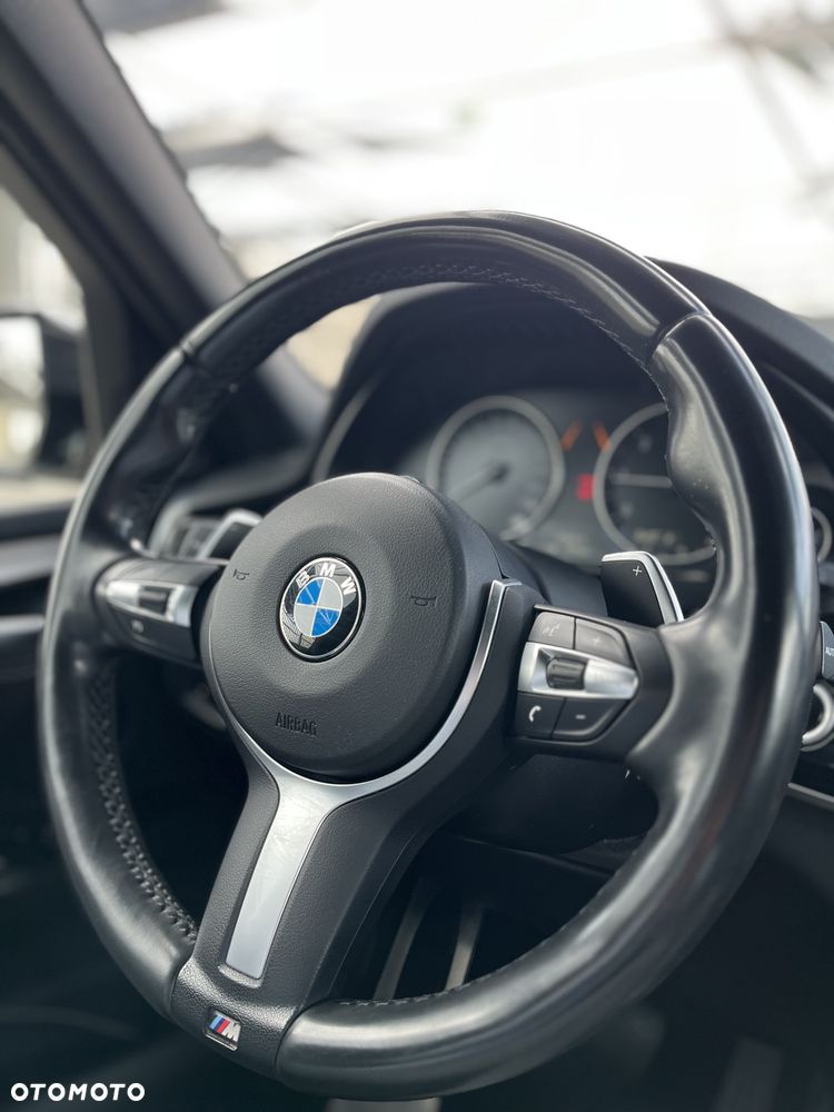 BMW X5 xDrive25d - 26