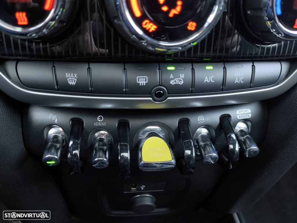 MINI Countryman Cooper SE ALL4 Auto - 22