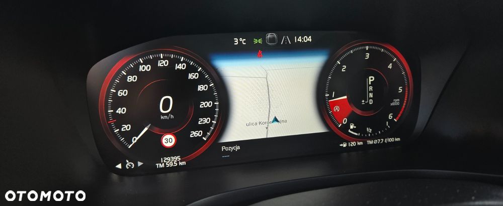 Volvo V60 Cross Country D4 AWD Geartronic Pro - 24