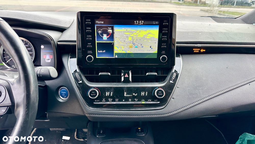 Toyota Corolla 1.8 Comfort - 26