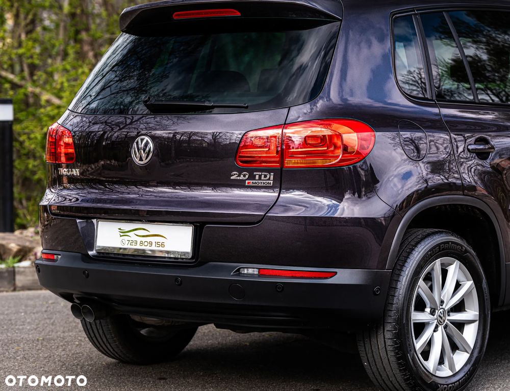 Volkswagen Tiguan 2.0 TDI SCR 4MOTION BlueMotion Technology Lounge Sport & Style - 24