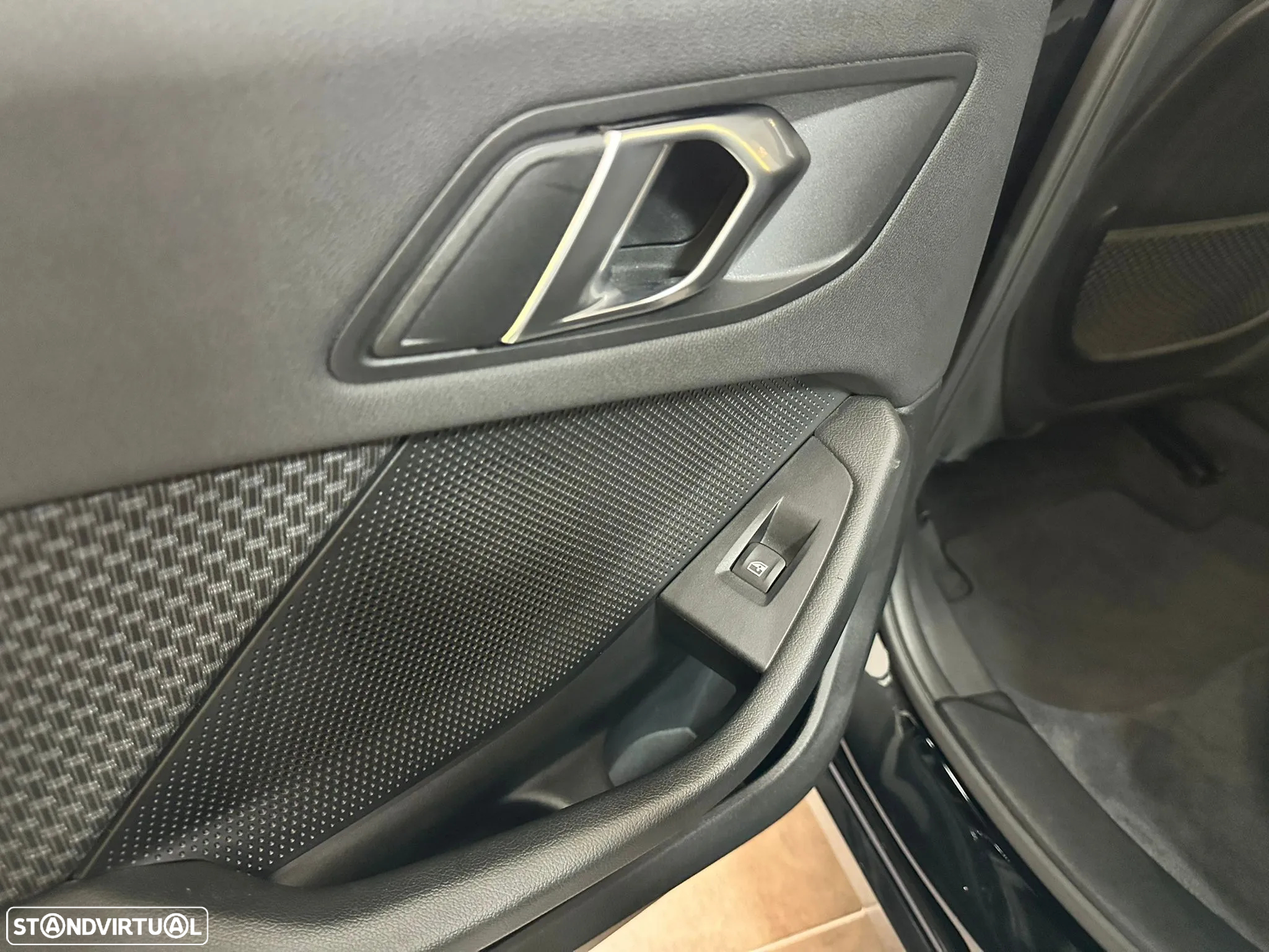 BMW 116 d Advantage Auto - 27