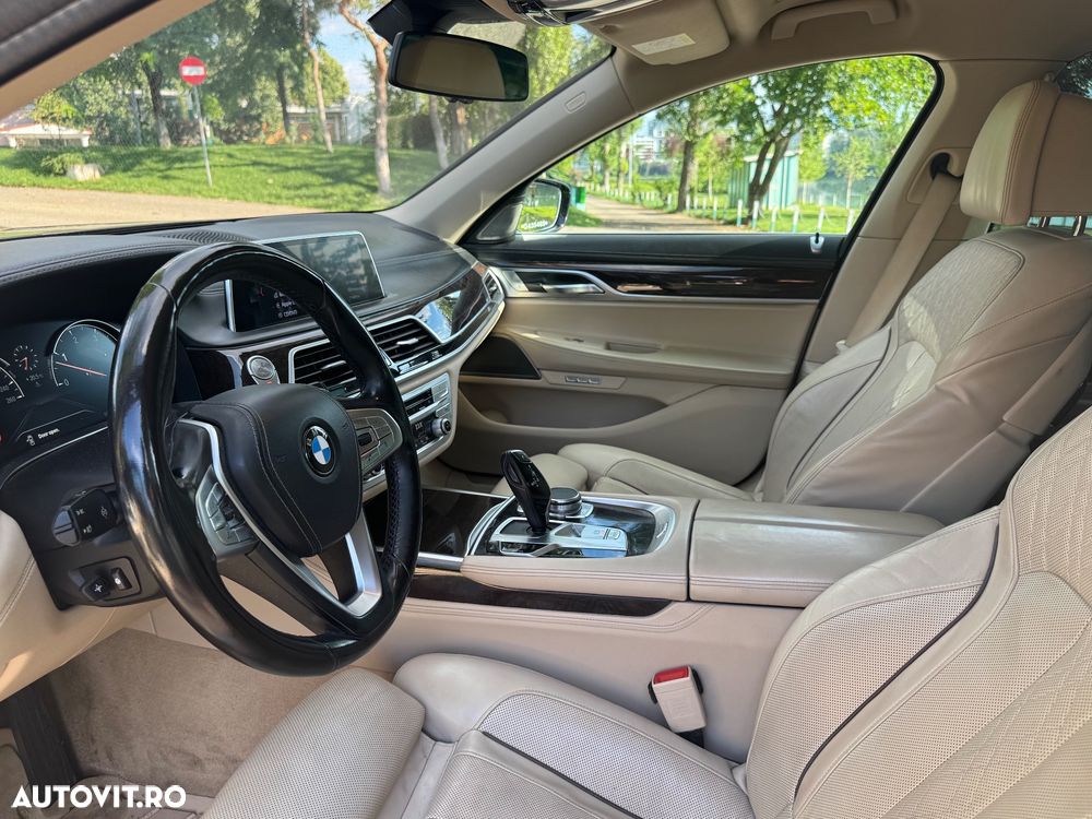 BMW Seria 7 730d xDrive - 8