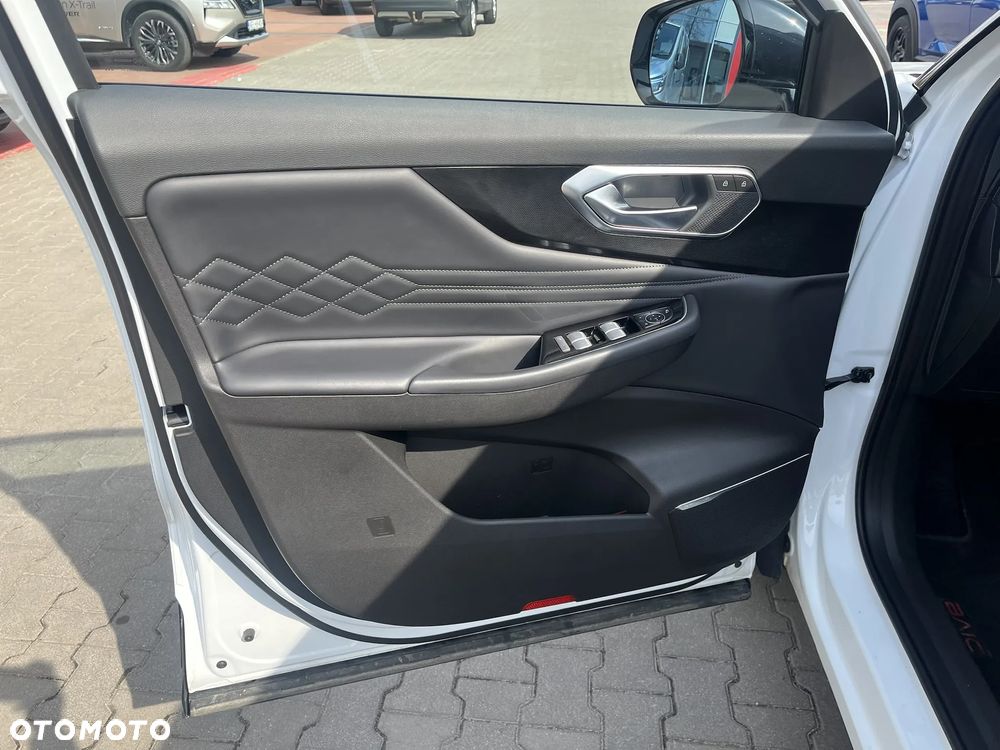 BAIC 7 1.5T Luxury Plus DCT - 13