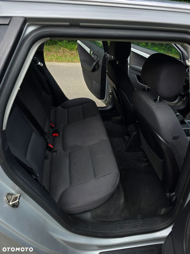 Audi A3 Sportback 1.9 TDI DPF S tronic S line Sportpaket (plus) - 24