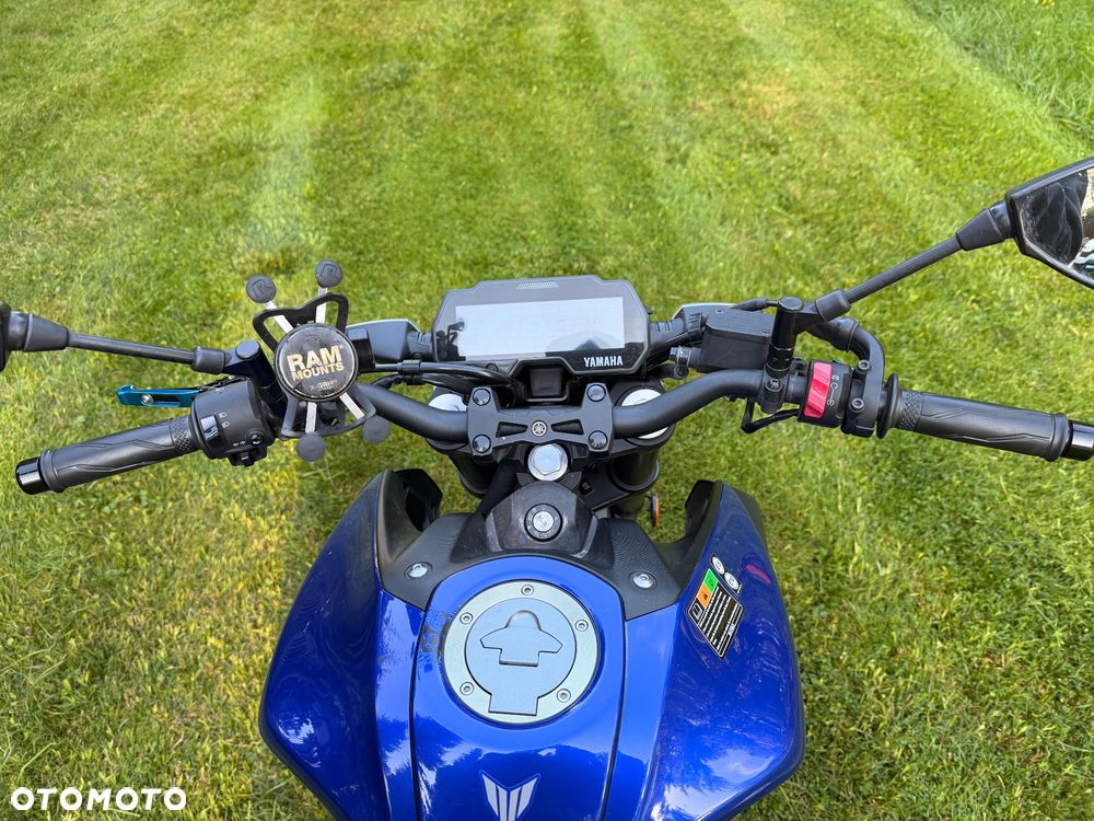 Yamaha MT - 5