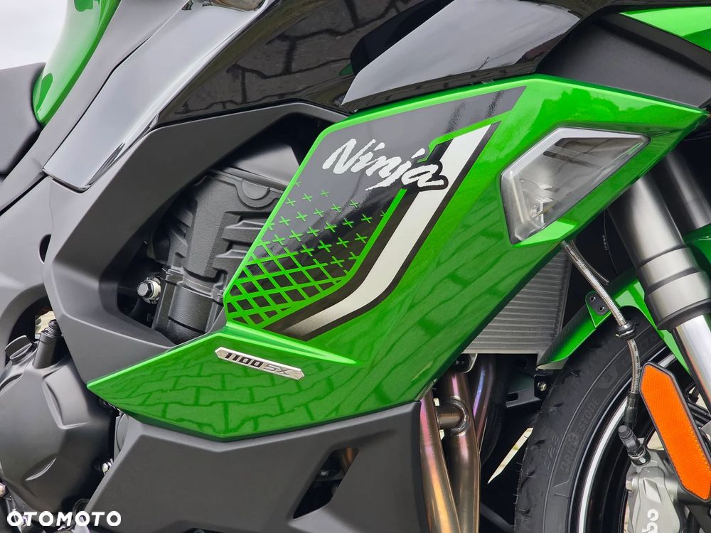 Kawasaki Ninja 1000 SX - 8