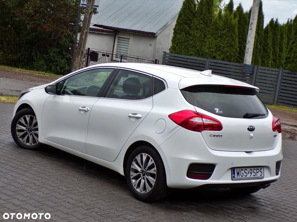 Kia Ceed 1.6 CRDi L - 14