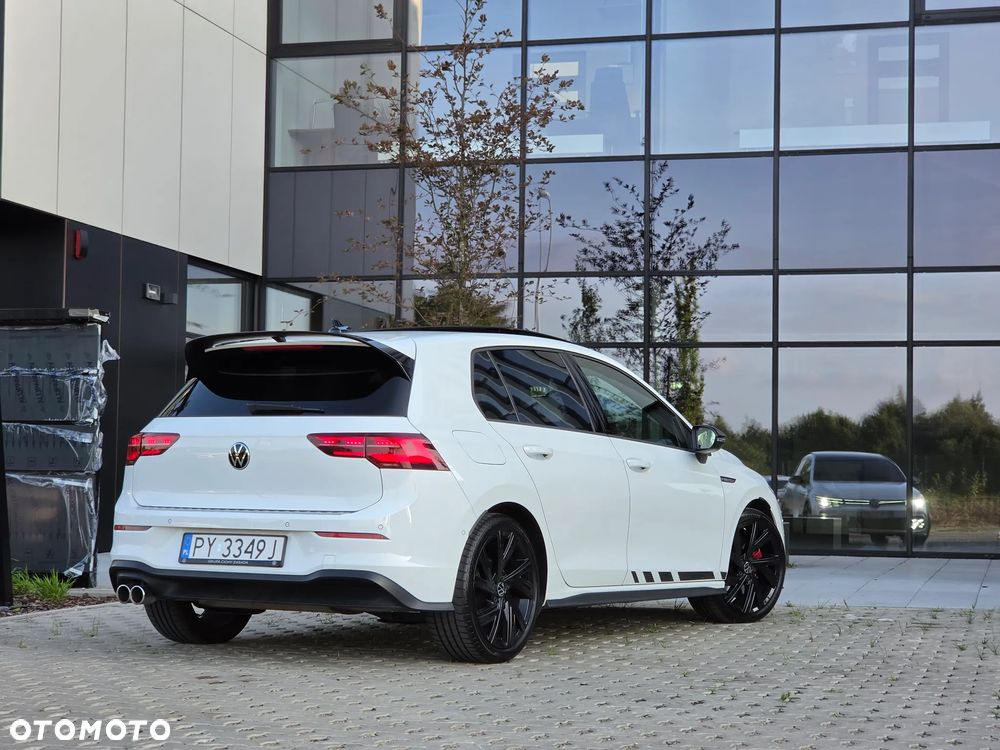 Volkswagen Golf 2022 photo 2