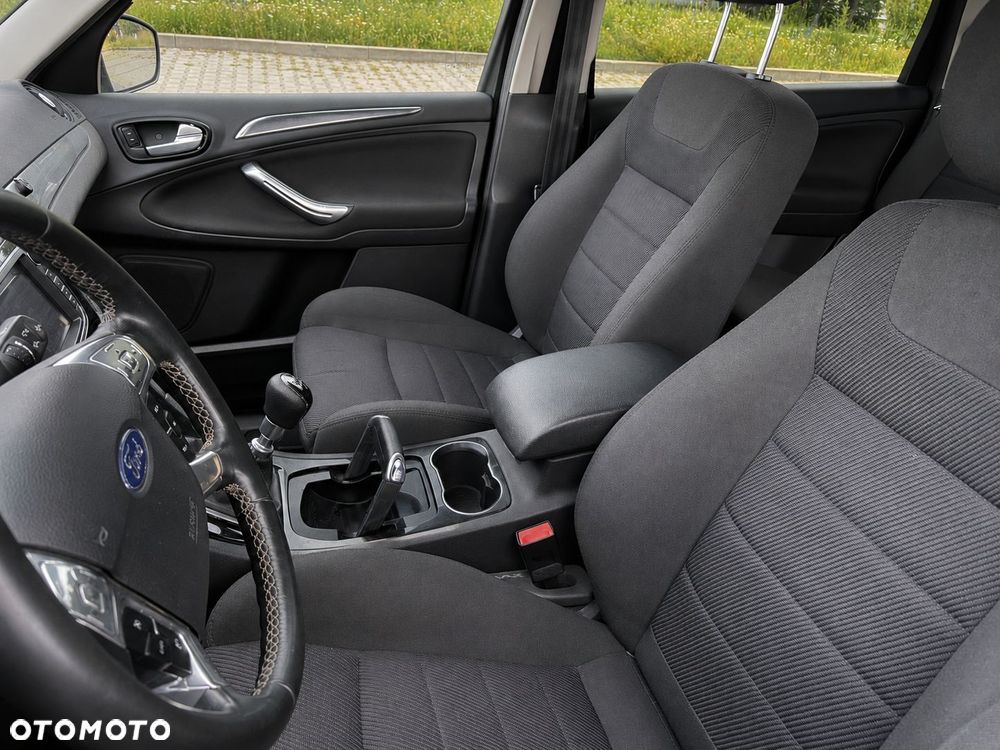 Ford S-Max - 7