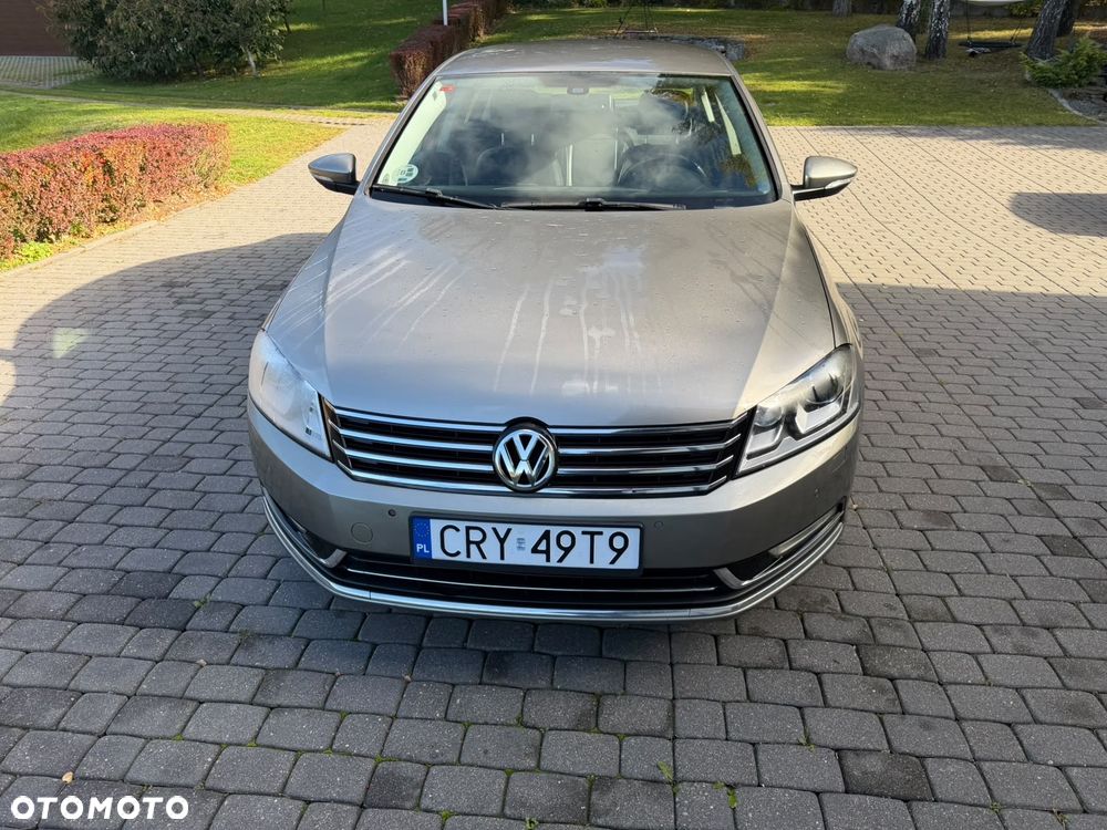 Volkswagen Passat - 3