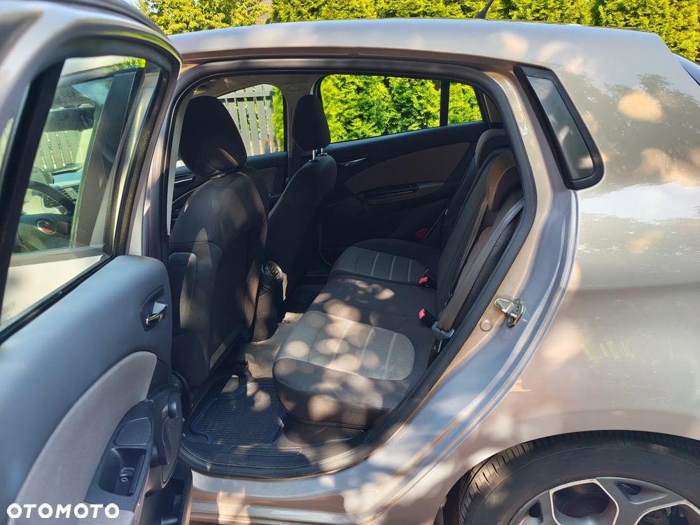 Fiat Bravo 1.4 16V Dynamic - 11