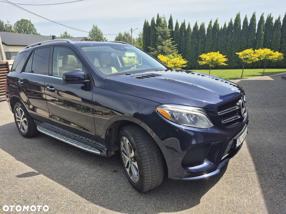 Mercedes-Benz GLE - 16