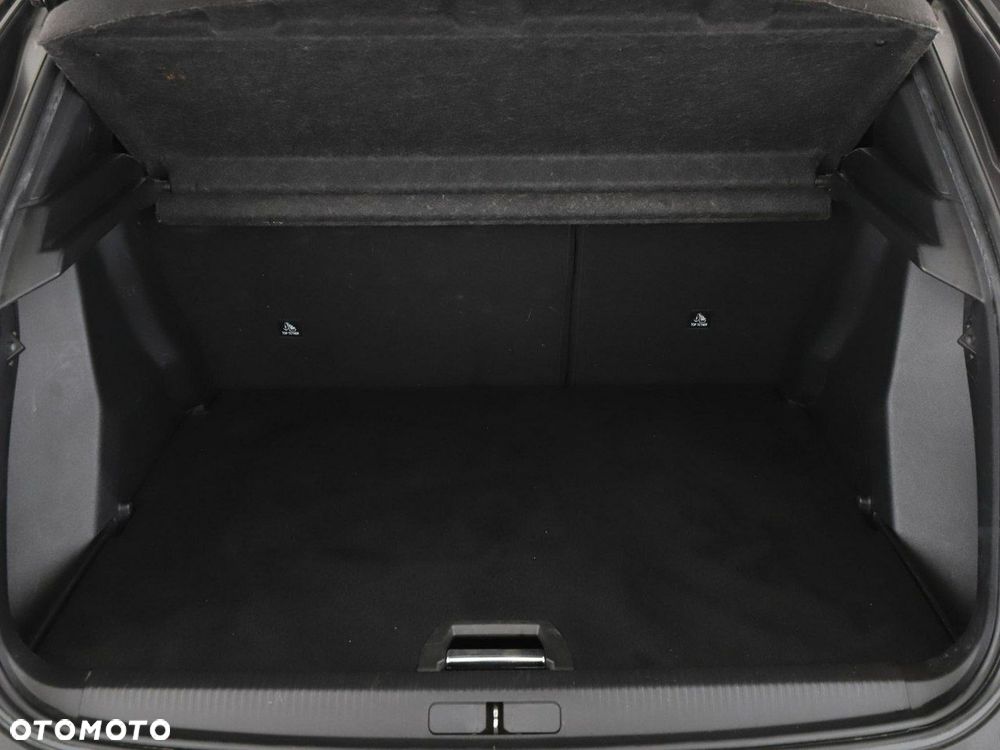 Peugeot 2008 1.2 PureTech GT Line S&S - 21