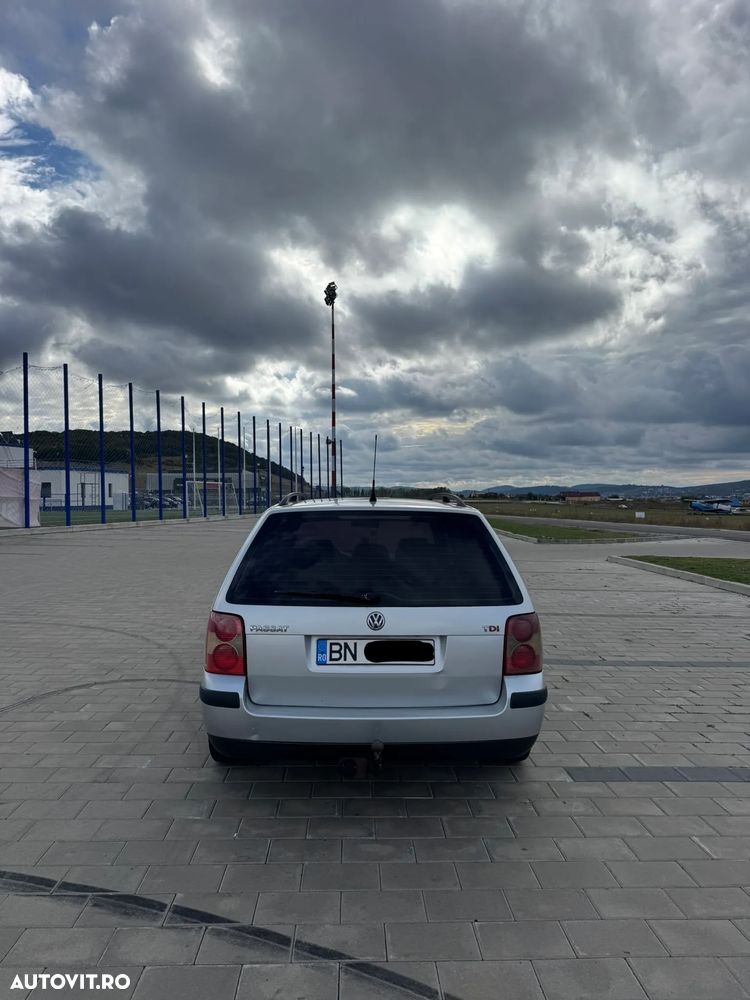 Volkswagen Passat - 5