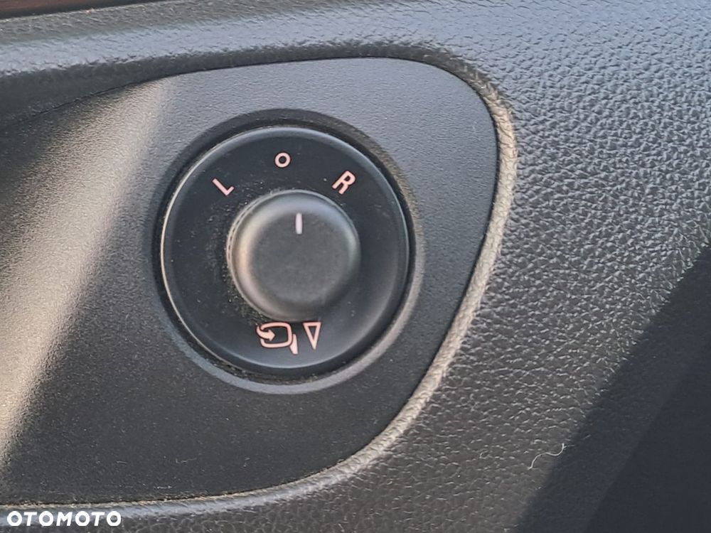 Opel Insignia 2.0 CDTI Design Edition - 16