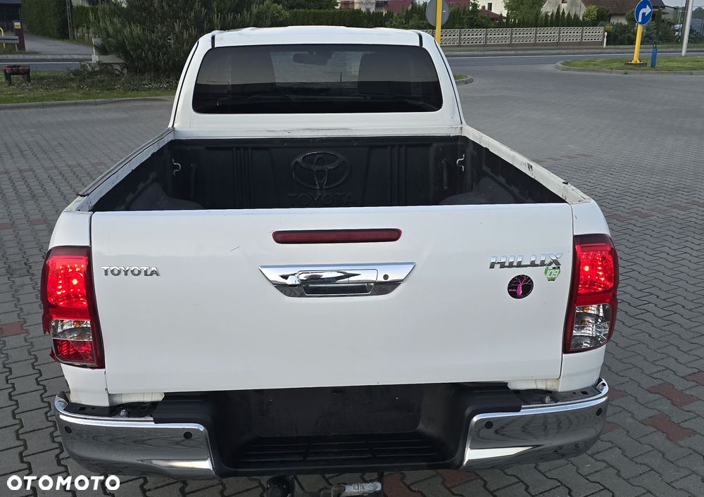 Toyota Hilux 4x4 Extra Cab Duty Comfort - 5