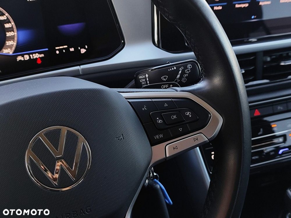 Volkswagen T-Roc - 19