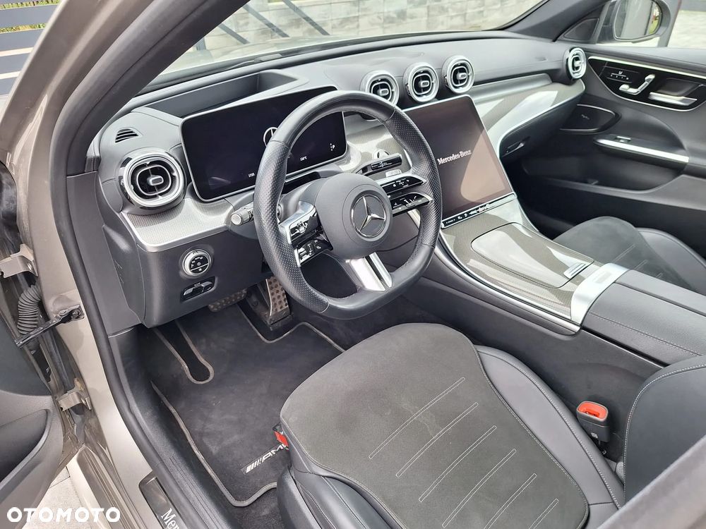 Mercedes-Benz Klasa C ver-300-e-phev-amg - 24