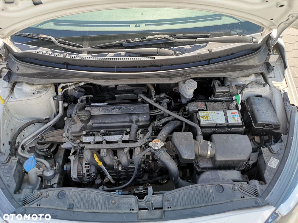 Hyundai i20 1.25 Comfort - 14