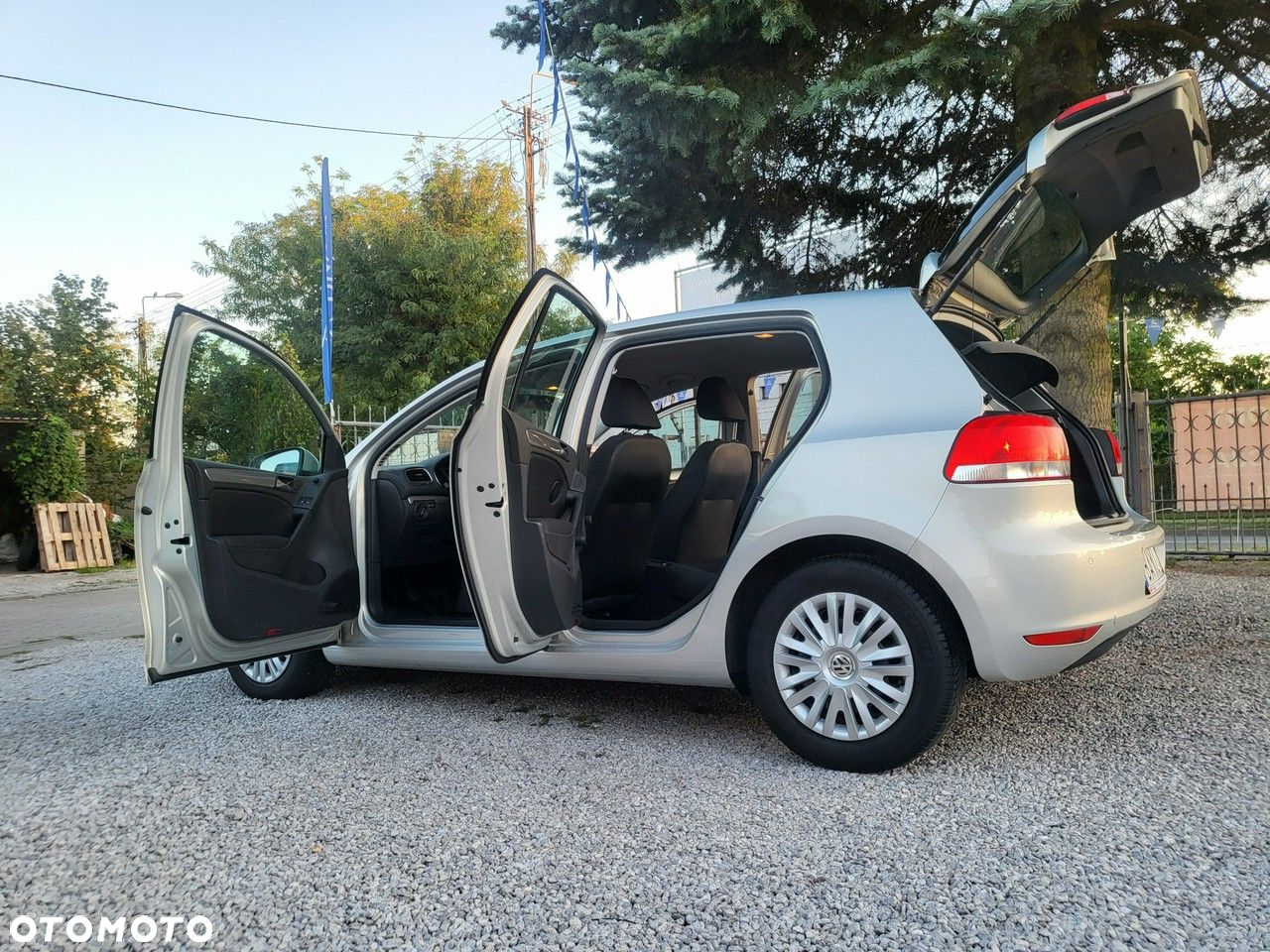 Volkswagen Golf - 38