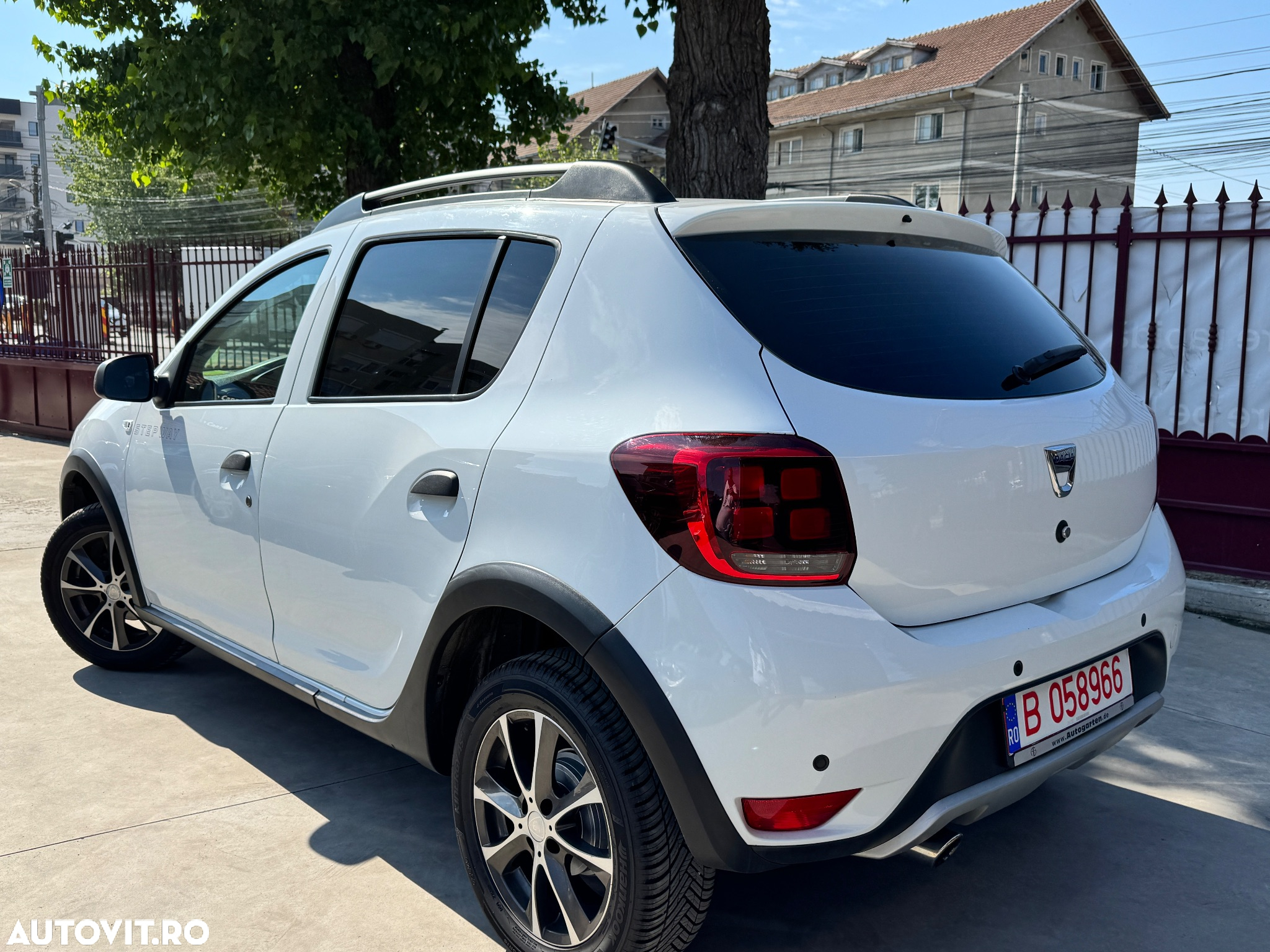 Dacia Sandero Stepway TCe 90 Prestige - 6