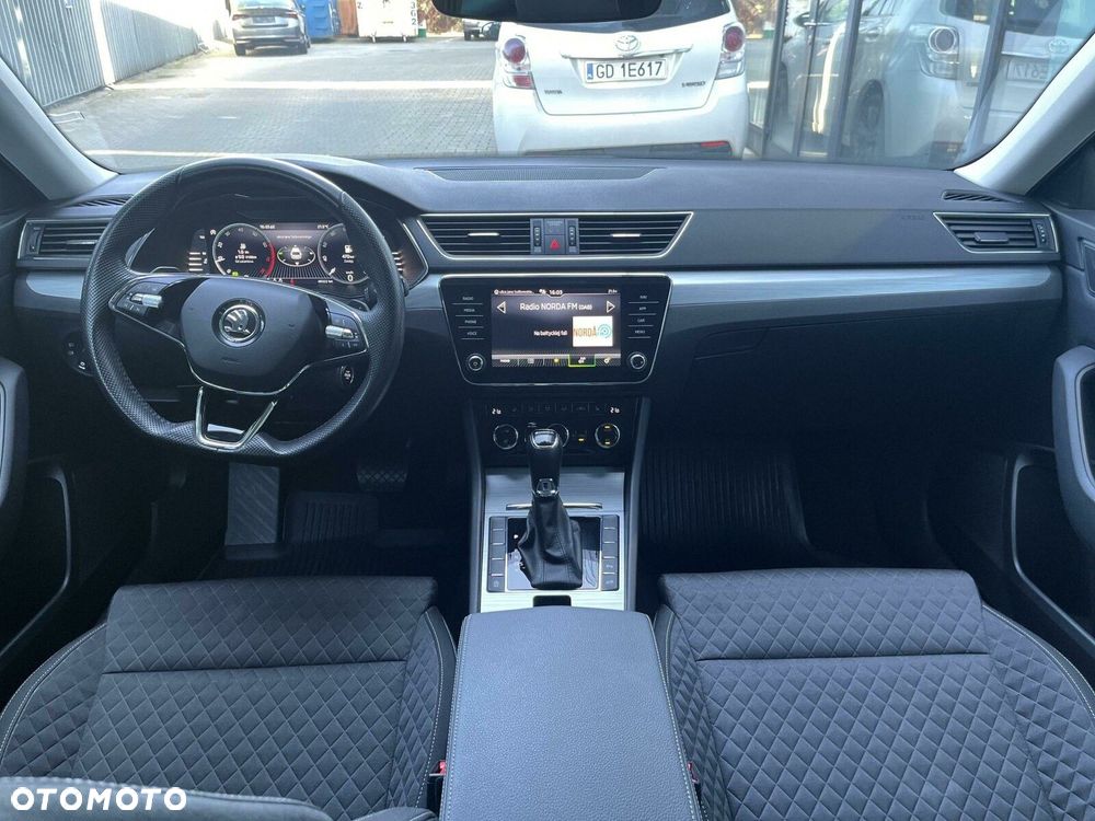 Skoda Superb 1.5 TSI Ambition DSG - 20