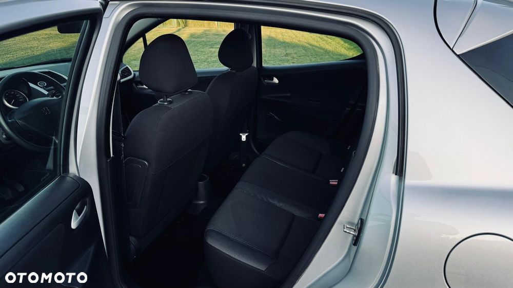 Peugeot 207 1.6 HDi Active - 4