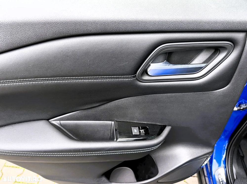 Nissan Qashqai 1.3 l MHEV X-Tronic N-Connecta - 35