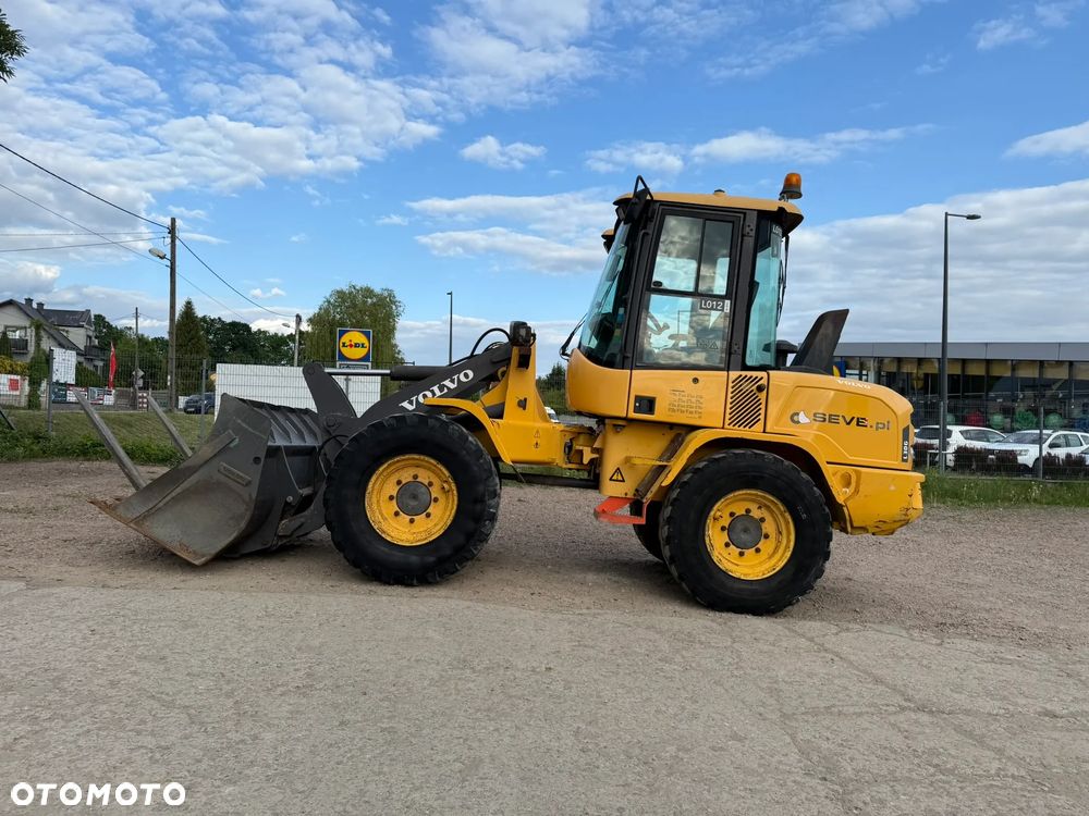 Volvo L 30 G - 9