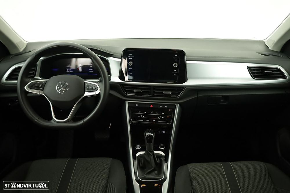 VW T-Roc 1.5 TSI Urban DSG - 8